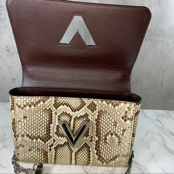 ❌SOLD❌ 🐍 Louis Vuitton Python Twist MM bag - Picture 12 of 16